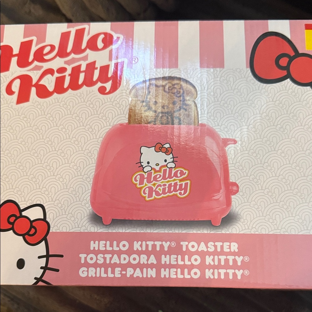Hello Kitty Pink Toaster